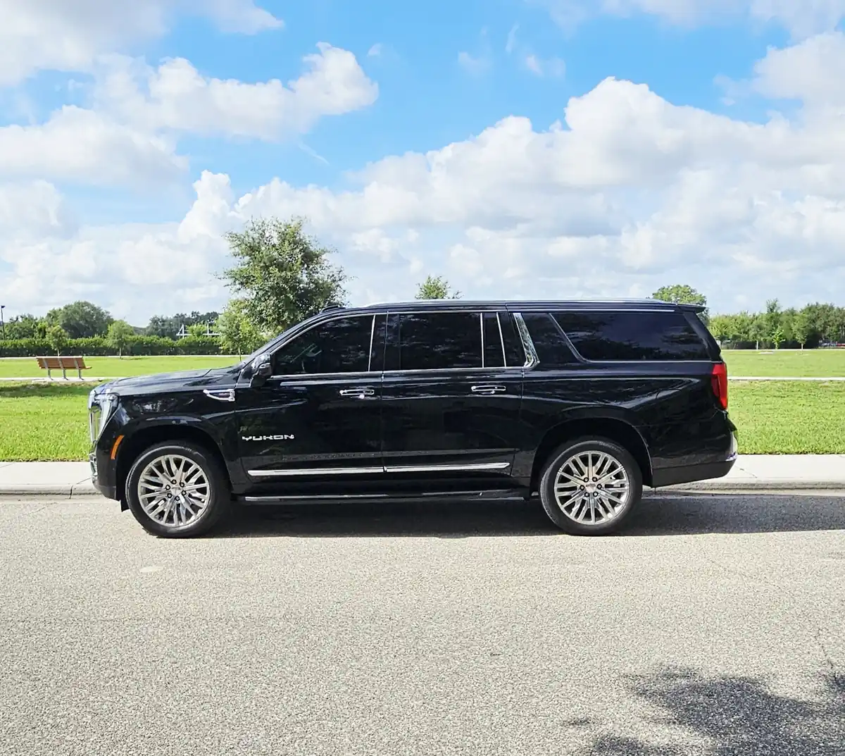 Clean family friendly SUV interior with leather seating for Orlando private transfers.