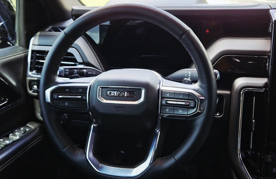 Clean family friendly SUV interior with leather seating for Orlando private transfers.